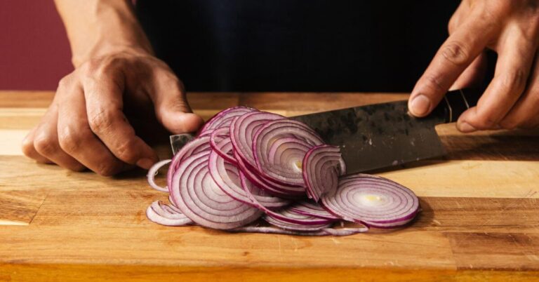 Why Your Cutting Board Smells Like Onion (and How to Fix It)