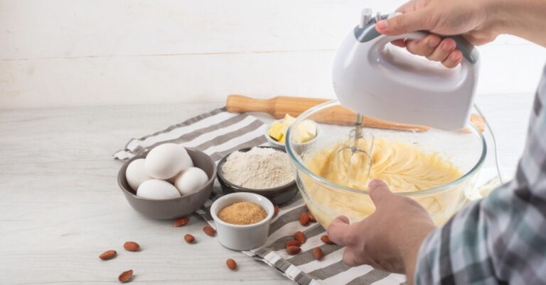 Baking With a Hand Mixer: Master of Whipping and Kneading