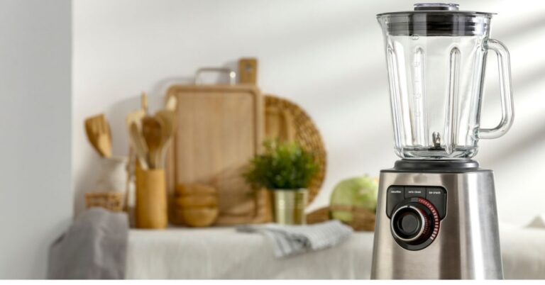 How to Clean Your Ninja Blender: Quick and Easy Tips 2023!