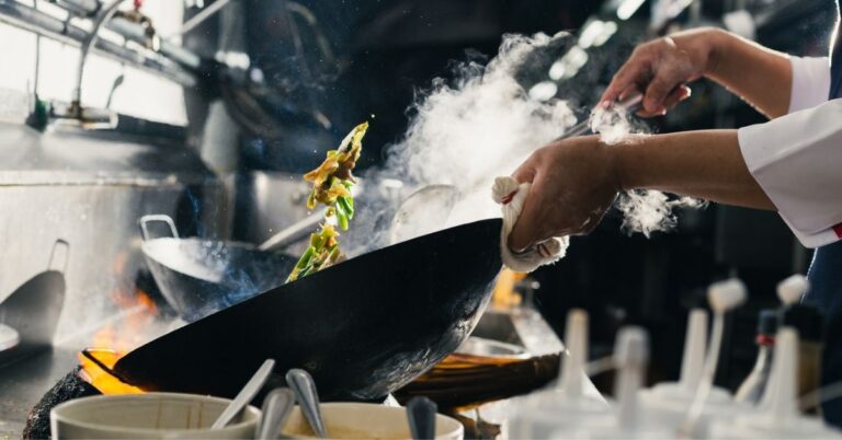 How to Stir Fry in a Wok